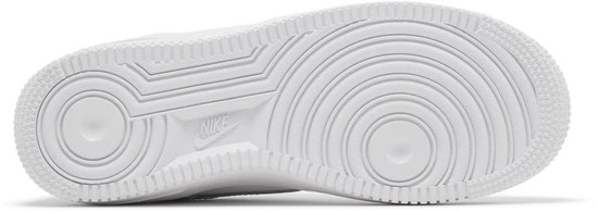 Witte Nike Air Force 1 sneakers, onderkant met cirkelvormige grip en Nike-logo.