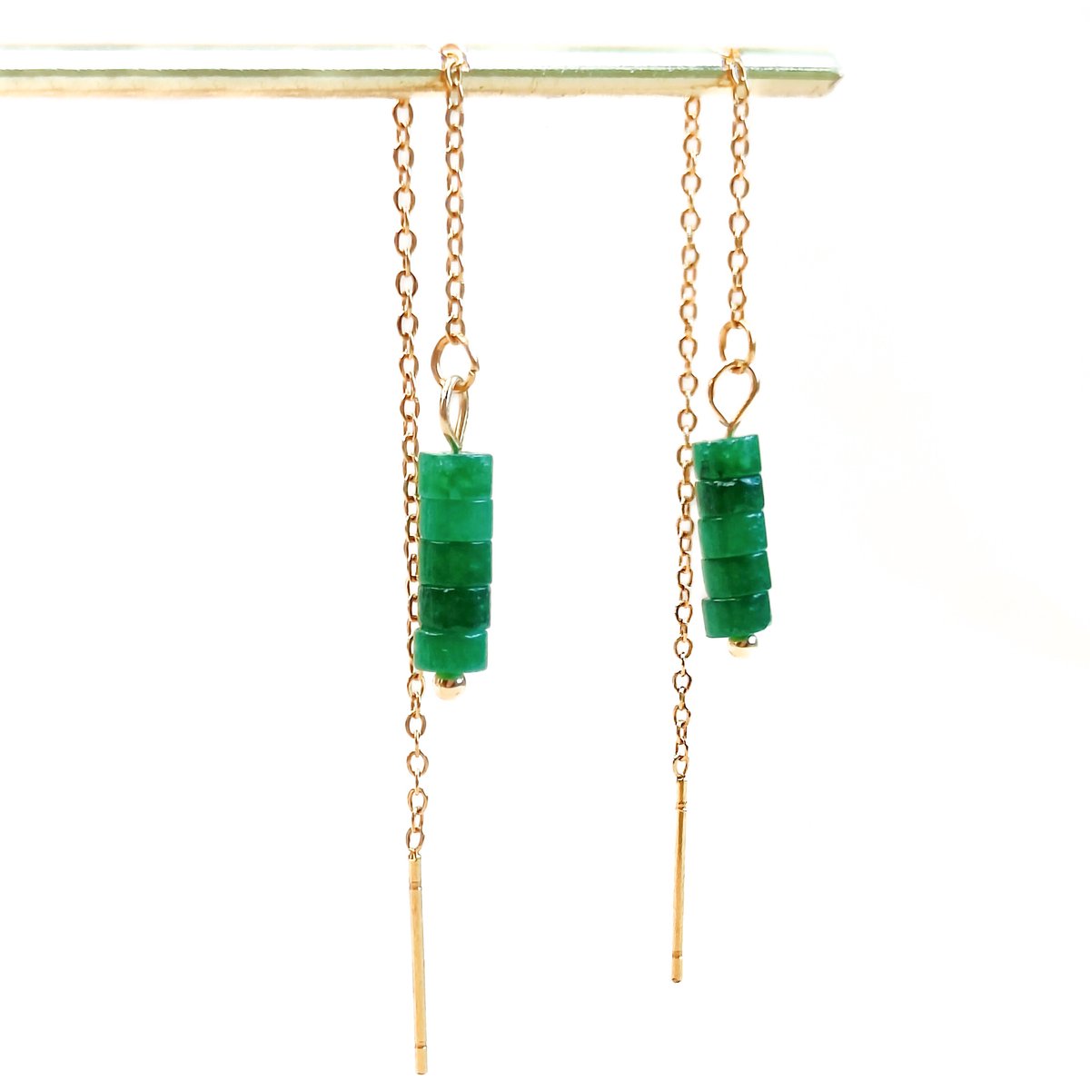 Ava & Imber Tenue Groene Jade Threader | Gouden Treader Oorbellen met Groene Jade Edelsteen Kraaltjes | Elegante Damesoorbellen Doortrekoorbel Groen Waterproof