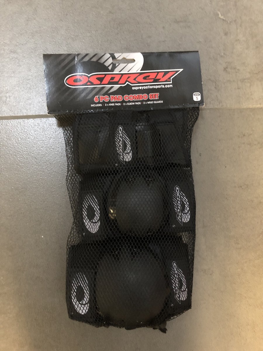 Osprey beschermset Small skate pads Zwart