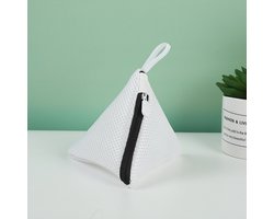 Mini waszakjes van mesh - 2 stuks - 14 cm x 15 cm - voor het machinaal wassen van delicate kledingstukken zoals bh's, ondergoed en panty's. Ideaal voor thuis en op reis.