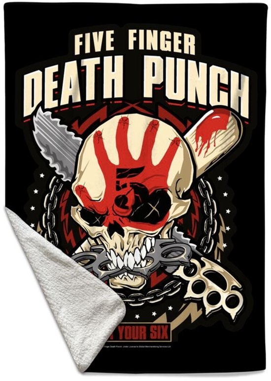 Zwarte deken met "Five Finger Death Punch Got Your Six" logo, doodshoofd, handen, knokkelkloppers, mes en honkbalknuppel.