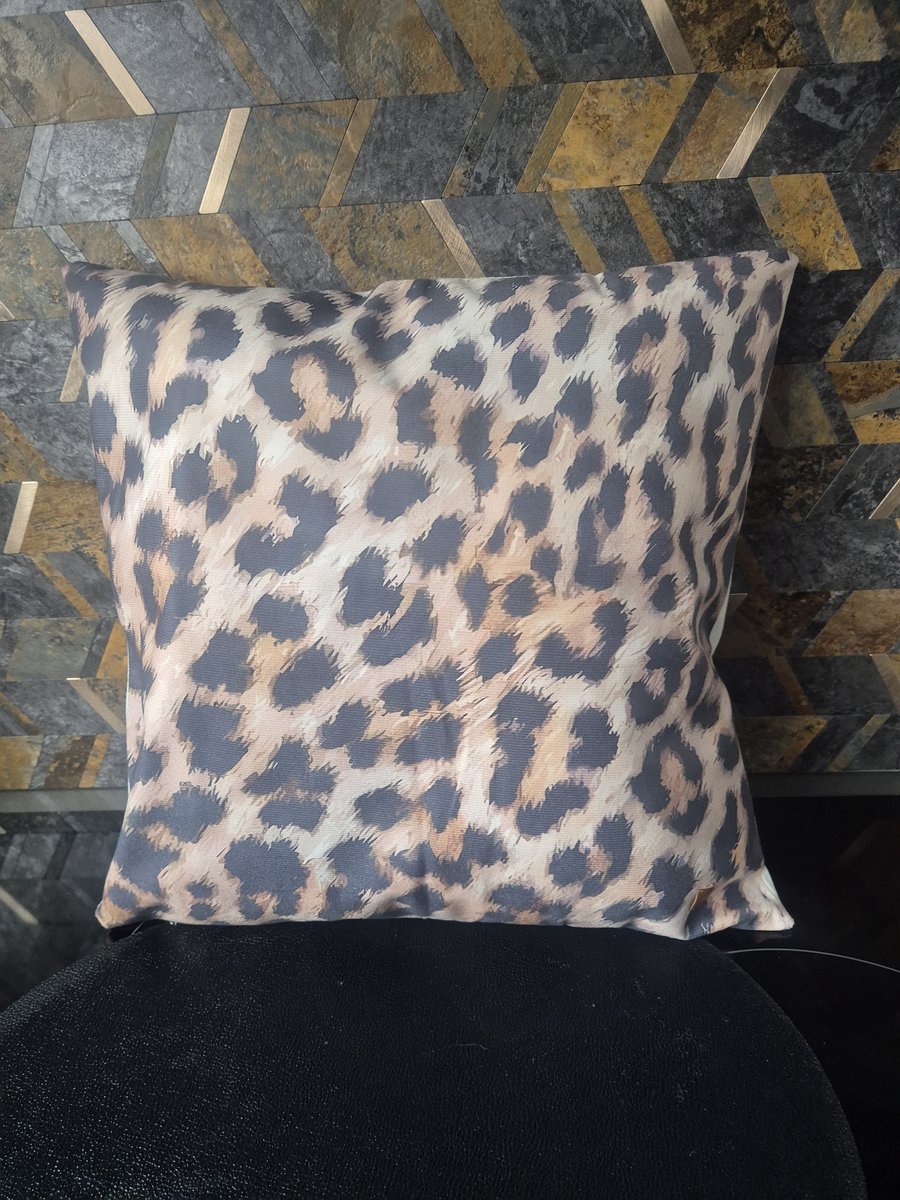 Eviva Home Deco Sierkussen 'Cheetah Chic' - 40x40 cm - Cheetahprint Neutraal - Elegante Decoratie