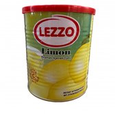 Lezzo Limon drankpoeder in een groen blik met rode deksel, met afbeelding van citroenen.
