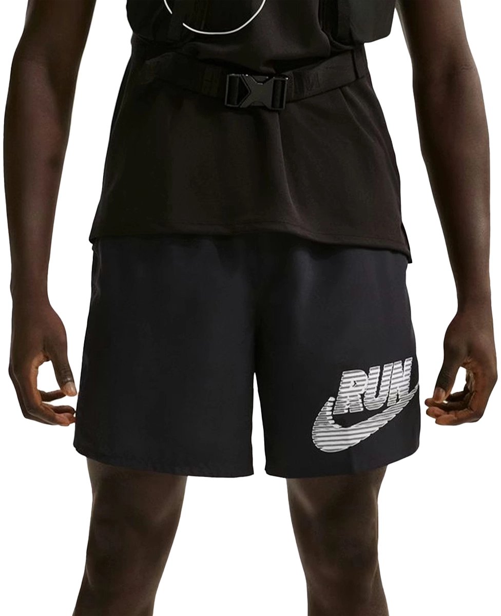 Nike dri-fit challenger run energy short in de kleur . Zwart