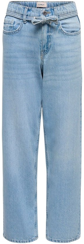 Jean bleu clair à jambe droite et ceinture à nouer