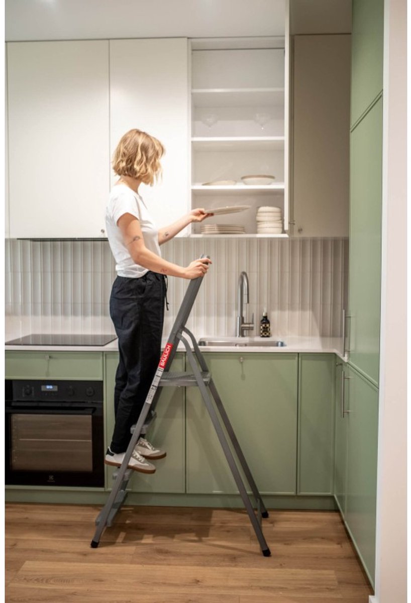 Baulich Opvouwbare huishoudtrap - Stalen vouwladder met 4 antislip treden en platform, draagvermogen 125 kg, werkhoogte 275 cm, stabiel met geprofileerde voeten – foto 7