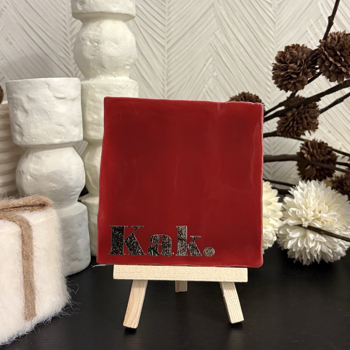 Hartjespost | Tegeltje Kak rood, goud | kak | schoencadeautjes sinterklaas | tegeltjes met tekst | spreuktegel | tegeltjeswijsheden | Christmas | Xmas | kerstmis | decoratie kerst | liefde | love | 10x10
