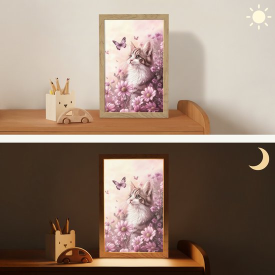 Nachtlampje 20x30 cm - Kinder lamp - Kitten - Bloemen - Vlinders - Paars - Tafellamp kinderkamer - Slaapkamer lamp - Bedlamp kinderen - Kinderlampje stopcontact - Wandlamp babykamer - Nachtlampjes van Merkloos — afbeelding 4