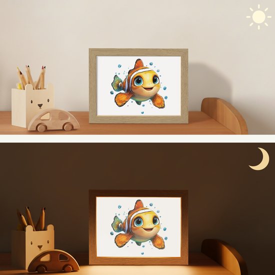 Nachtlampje 20x15 cm - Kinder lampje - Clownvis - Oranje - Vis - Water - Tafellamp kinderkamer - Slaapkamer lamp - Bedlamp kinderen - Kinderlampje stopcontact - Wandlamp babykamer - Nachtlampjes van Merkloos — afbeelding 4