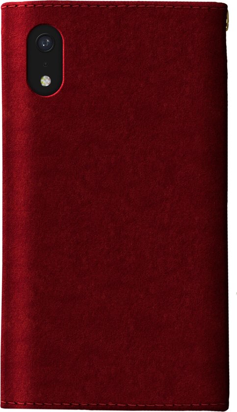 iDeal of Sweden iPhone Xr Mayfair Clutch Velvet Red bol