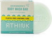 Lichtgroene, ronde body wash bar met "Ocean Whisper's Body Wash Bar Eucalyptus & Peppermint" op de verpakking.