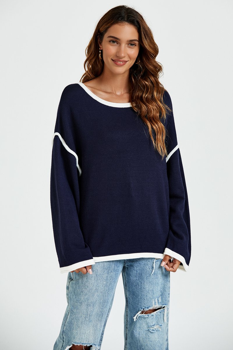 Wit gestreepte oversized trui-top in marineblauw