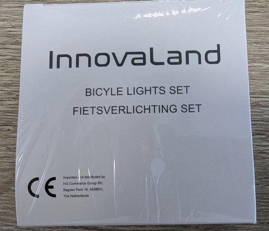 Innovaland - Fietslampjes led set wit en rood V2 - Oplaadbaar - Micro USB - Fietslampje - Voorlicht en Achterlicht Fiets LED - Voorlamp Fiets - Fietslampjes - Fietslamp - Fietsverlichting - Oplaadbare Fietsverlichting - Fietslichten voor en achter van Innovaland — afbeelding 5