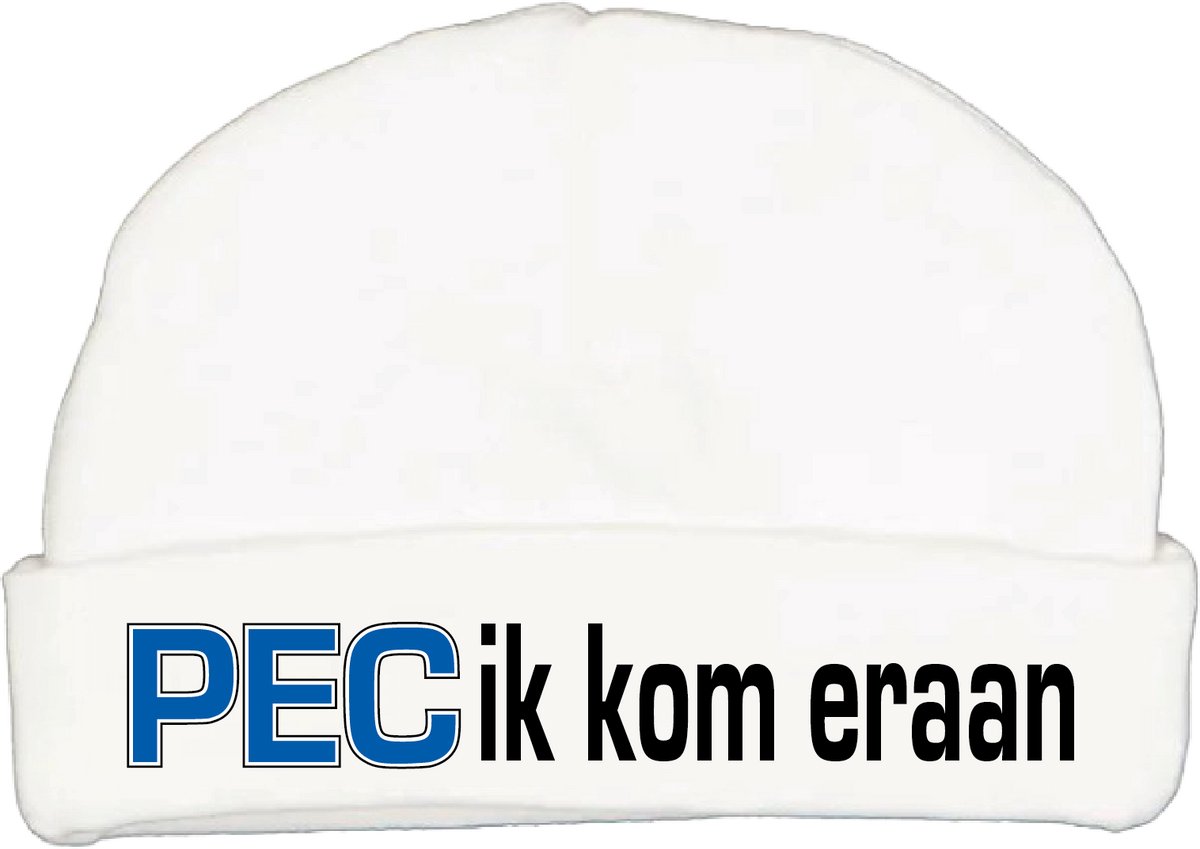 Babymutsje met de tekst: PEC ik kom eraan !