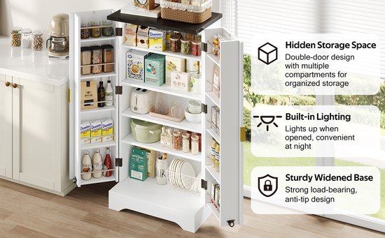 Wit buffetkast met gesloten deuren, gevuld met etenswaren, naast een aanrecht. "Hidden Storage Space" en "Adjustable Door Racks" iconen.