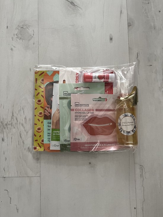 Gezichts en relax geschenkset-rituals-universele geschenkset- verzorgingsset-Verzorging Cadeau Set -Huidverzorging Geschenkset wellness- cadeau set- verwenpakket- giftset- relaxing-huidverzorging-Gezichtsmaskersset-hammam- ritualsset- arganolie