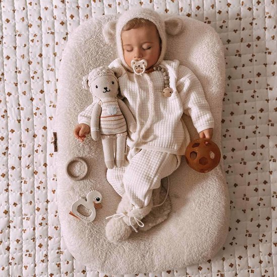 Two-Pack Round Teat 3-36 Months (Milky White & Gorgeous Grey) — afbeelding 3