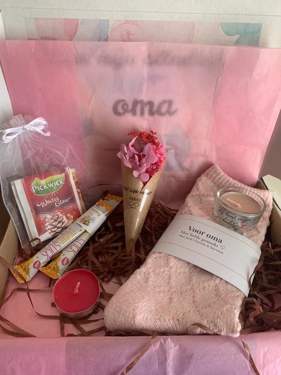 Coffret cadeau pour ma grand-mère adorée – Cadeau livré par la poste avec Thee, bougies parfumées, Chaussettes chaudes et fleurs séchées – Toi et moi