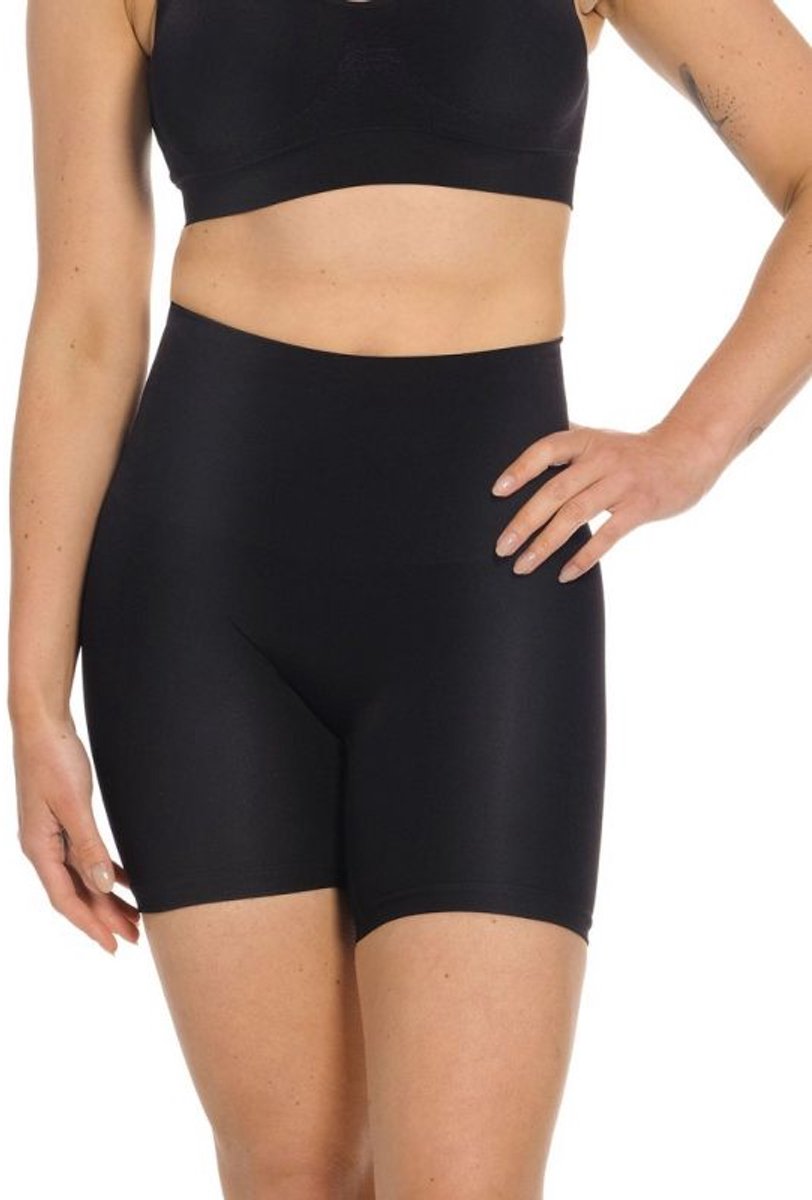 MAGIC Bodyfashion MAGIC BodyfashionDames Shimmer Bermuda Zwart