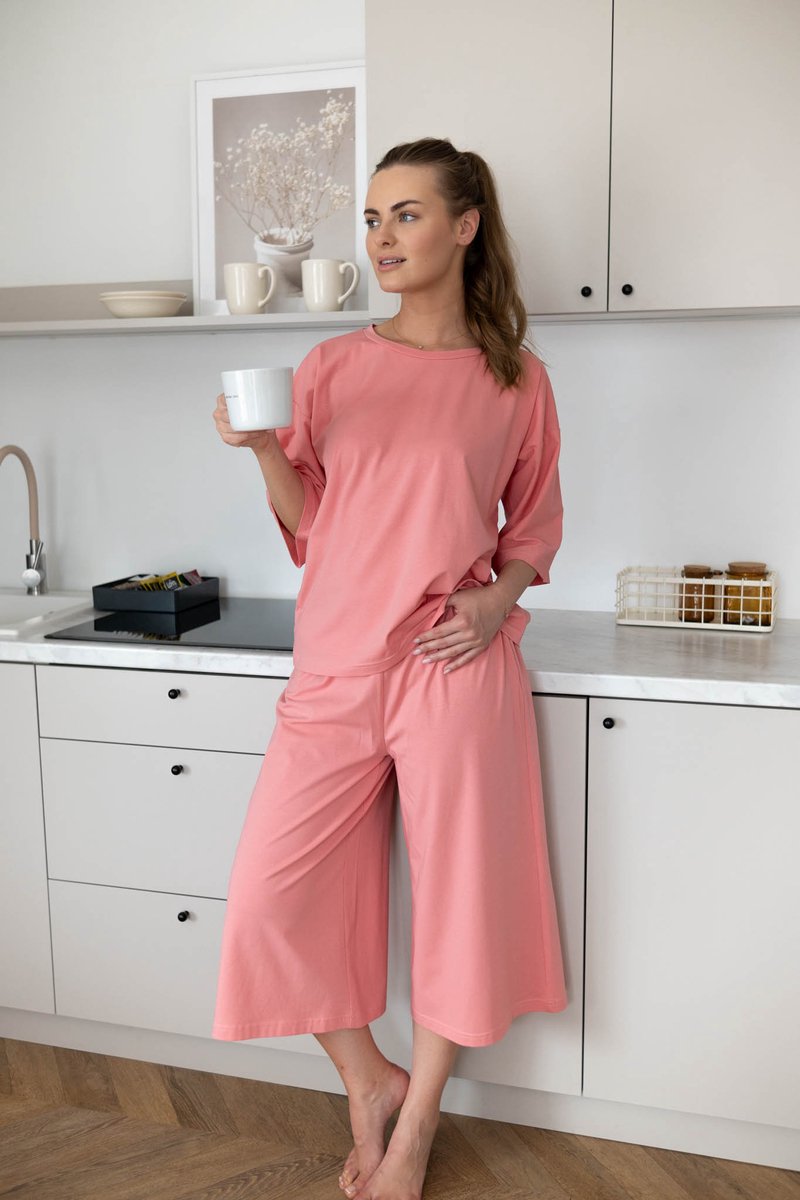 Aruelle Dames pyjama Dag & Nacht-oversized top & wijde broek-duurzaam katoen-roze