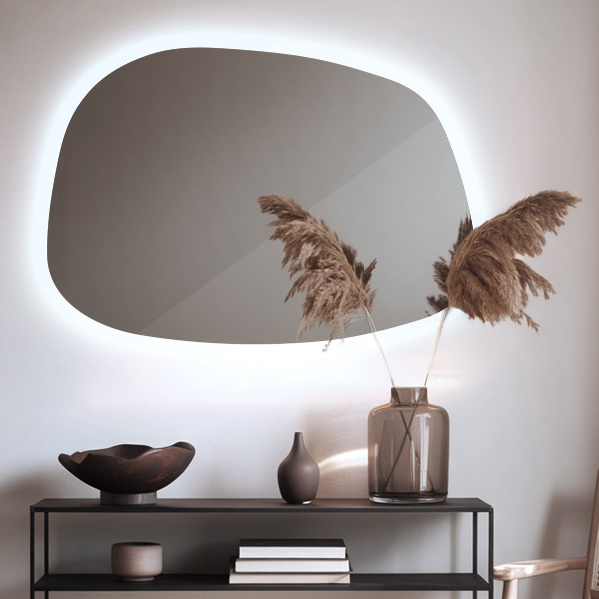 Coloray Spiegel LED - Organische Spiegel Met LED Verlichting - 67,9 cm x 47 cm - Organische Spiegel Hal - Spiegel Organisch Met Licht - Koel Licht - Minimalistisch LED Spiegel - Decoratieve Organische Spiegel Gang