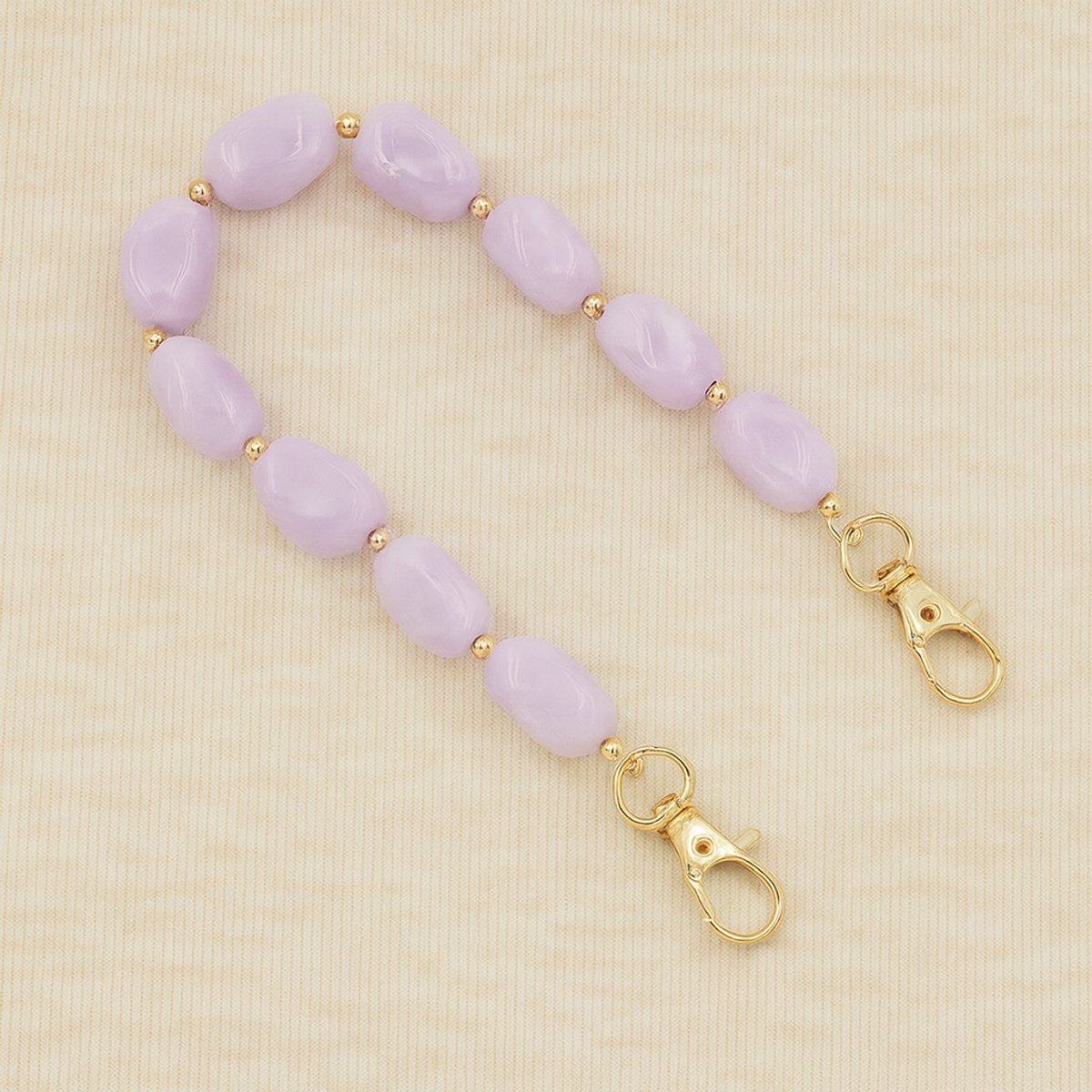 Telefoonkoord - Handstrap - Phone Strap – Lila Pastel – Acryl Kralen – Gouden Clips - Cadeau voor vrouwen - Valentijn cadeau vrouw
