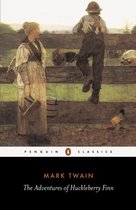 Boekcover: Een vrouw met emmer kijkt naar een jongen op een hek. Met "Mark Twain The Adventures of Huckleberry Finn".