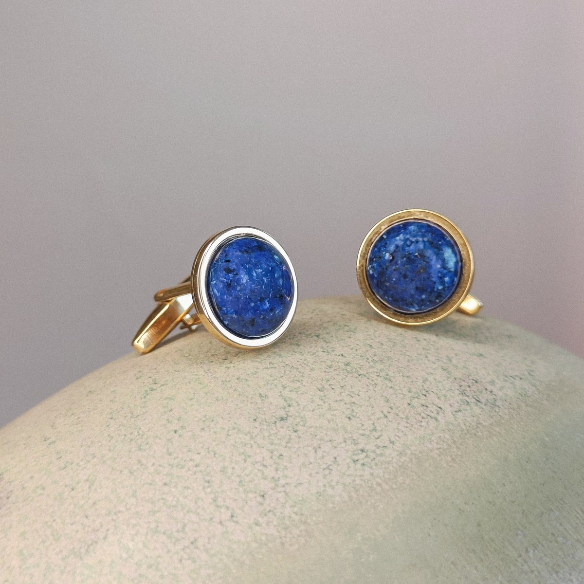 Ava & Imber | Lapis Lazuli Manchetknopen Verguld | Gouden Manchetknopen voor Mannen | Manchet Cufflinks met natuursteen Goud met Blauw