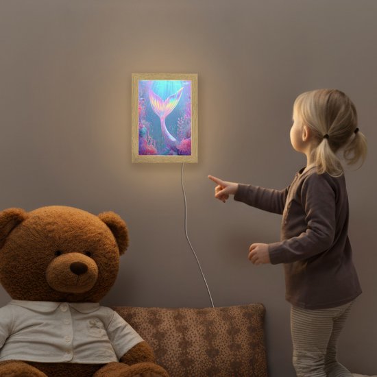 Nachtlampje 15x20 cm - Kinder lamp - Zeemeerminnenstaart - Koraal - Water - Tafellamp kinderkamer - Slaapkamer lamp - Bedlamp kinderen - Kinderlampje stopcontact - Wandlamp babykamer - Nachtlampjes van Merkloos — afbeelding 5