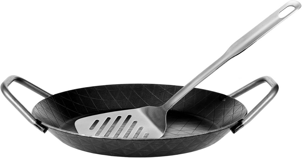 Smeedijzeren serveerpan 24 cm - ongecoat, geschikt voor inductie, hittebestendig tot 400°C, met handgrepen en spatel