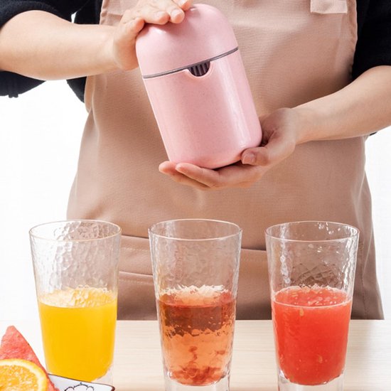 3 stuks - Handmatige sapcentrifuge - Rood - Blauw - Wit - Citroenpers - Handmatige citruspers - Kleine citruspers - Limoenpers - Handmatige sapcentrifuge geschikt voor diverse soorten fruit - sinaasappels, citroenen van Merkloos — afbeelding 5