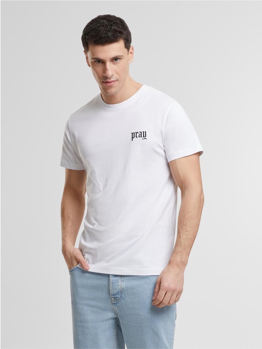 Mister Tee T-shirt ‘Pray’ met tekst in Oudengels Emb Wit