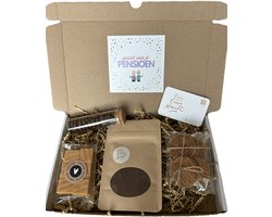 Pensioen koffie brievenbusbox met fudge, mokkaboontjes en stroopwafels