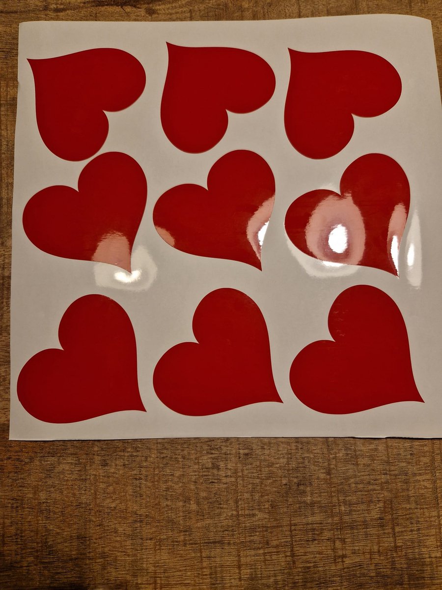 Herbruikbare statische raamsticker carnaval HARTJES