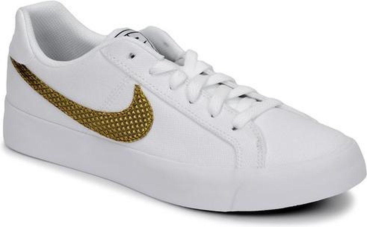 WMNS Nike Court Royale AC Goud