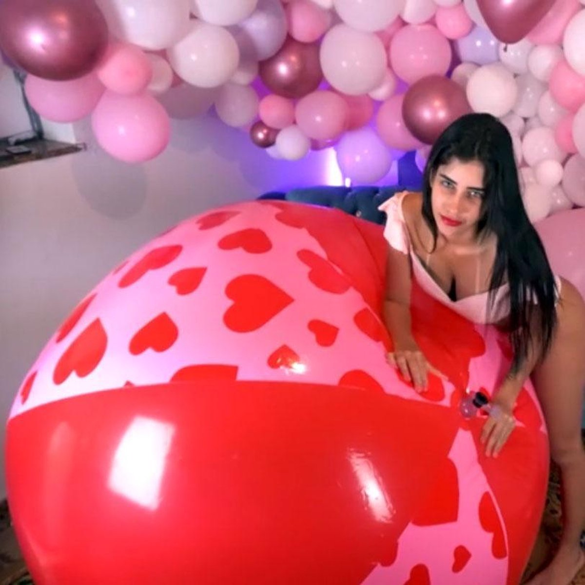 Grand Ballon de Plage Gonflable 1.4 mètres gonflé Hartjes Couleurs  Rouge/Rose | bol