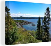 Tableau sur toile Une falaise verte dans le parc national Pukaskwa - 120x90 cm - Décoration murale