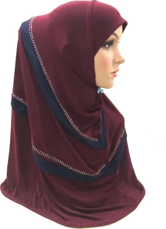 emotioneel draaipunt beeld Een mooie hijab, rode hoofddoek. | bol.com