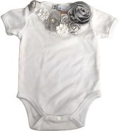 Baby Rompertje voor Meisje - Baby Body Kirei Sui - Wit met Roosjes - 0-3 Maanden