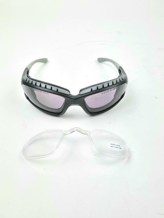 Bollé Tracker veiligheidsbril op sterkte | Grijze (smoke) lens | SOSTRACKER adapter | 2IN1 bol.com