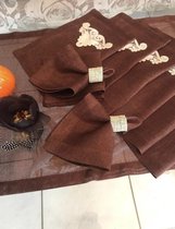 Handgemaakte uniek geschulpte tafelkleed set
