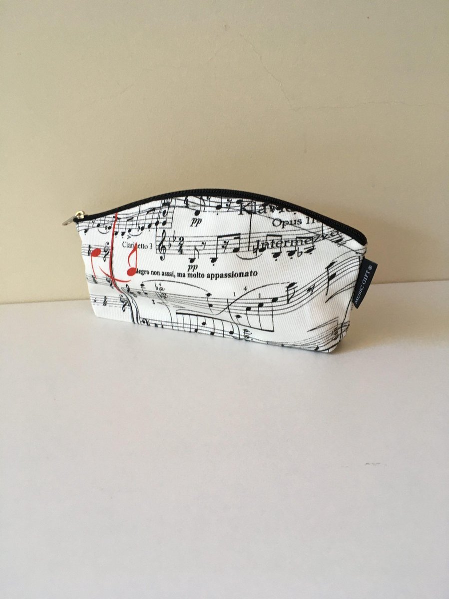 Accessoire tasje, Notenkraker
