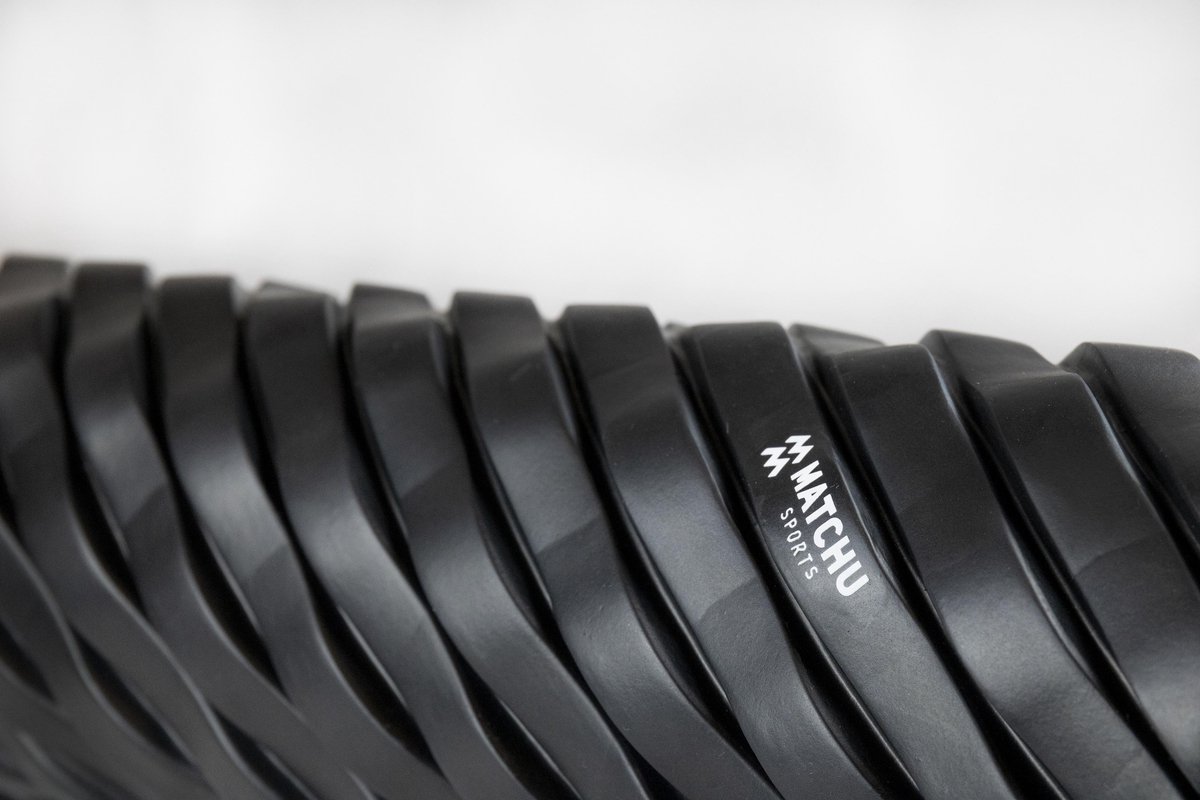 Matchu Sports - Foamroller - Foam Roller - Heavy Duty - Bindweefselmassage - Massage roller - 46 cm - Hard - Zwart thumbnail 4