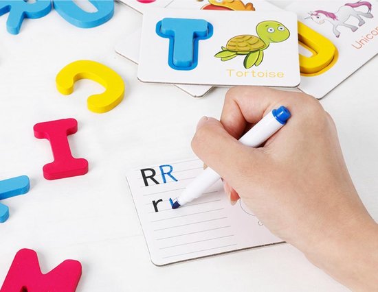 Thumbnail van een extra afbeelding van het spel Houten Alfabet met Woordkaarten en Pen voor Schrijftraining - Engelse letters en Woorden cognitief speelgoed - Kinderen alfabetiseringskaart - Leren verlichting - Early Education Card