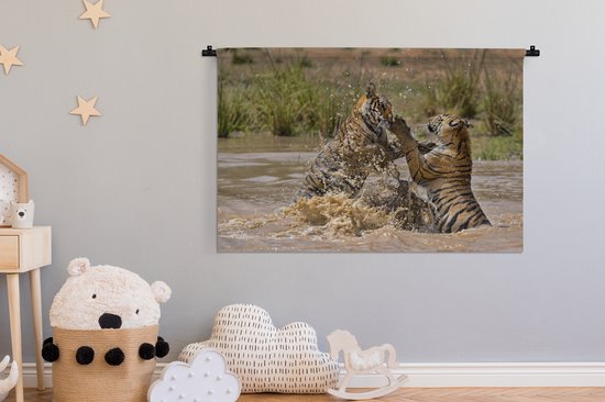 Tapisserie des habitants de la jungle - Jeunes tigres jouant dans l'eau Tapisserie en coton 150x100 cm - Tapisserie avec photo