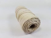 Katoen macrame touw spoel nummer 32 - +/- 2 millimeter dik - 100gram - ecru - +/- 43 meter