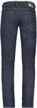 Achterkant van een donkerblauwe jeans met zakken en een bruin label.
