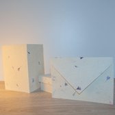Boxed Set van 15 kaarten lokta-papier, met 15 enveloppen 10x15cm opgevouwen - Korenbloem