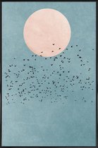 JUNIQE - Poster met kunststof lijst Fly Away - Een zwerm vogels en de