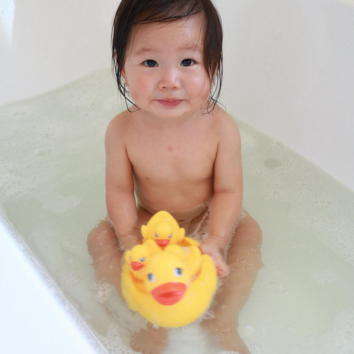 Playgro Badeendjes Familie – badeend - badeendjes - Volledig Afgesloten - Schimmelvrij - waterspeelgoed baby - Waterspeelgoed Peuters Mama eend en 3 eendjes - BPA vrij — afbeelding 2